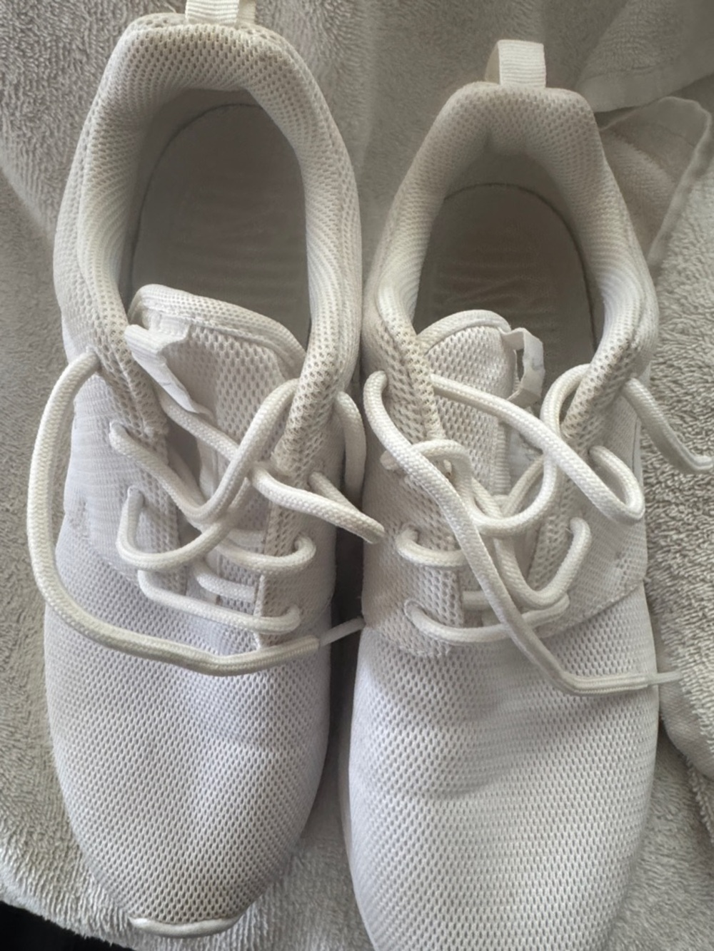 Nike White Women's Sneakers